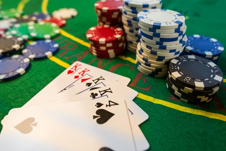 bigbet iOS web app showing live casino games and sports betting interface on iPhone